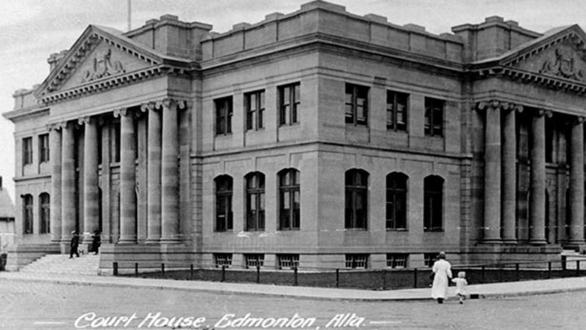 Exterior view of the Court House, Edmonton - 1912