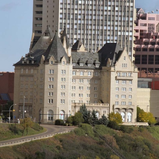 Hotel Macdonald, 2007, side elevation