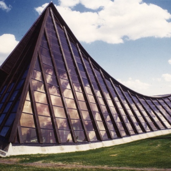 Peter Hemingway Pool, 1980, exterior glazing