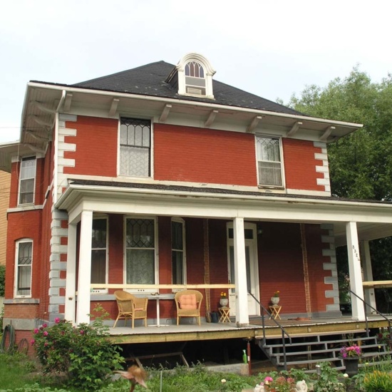 Margaret Martin Residence, 2006, front elevation with bay window